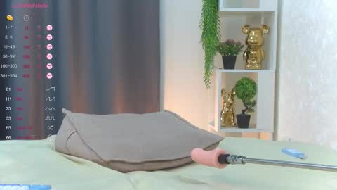 Amy  online show from March 20, 9:25 am