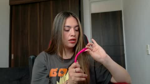 ASHLEY online show from July 22, 1:13 pm