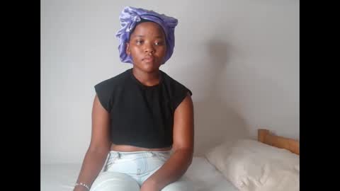 ashleyt255 online show from September 10, 9:10 am