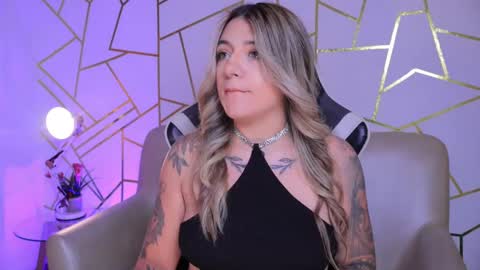 Ashley Lauren online show from September 26, 4:31 am