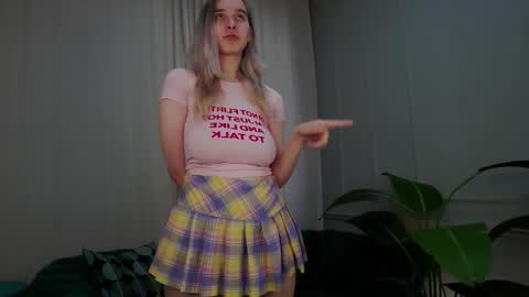 ashly_cherry online show from March 18, 11:16 am