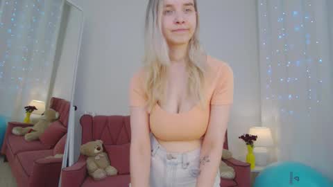 ashly_cherry online show from February 24, 11:13 am
