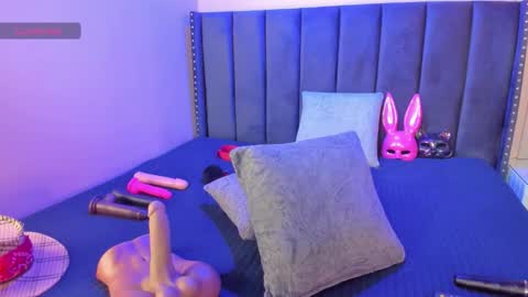 ashlye_miller_ online show from February 1, 4:31 am