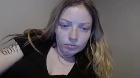 Snapshot of ashlynn5716 chatting on October 5, 3:26 am ashlynn5716 online show from October 5, 3:26 am
