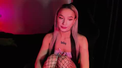 Mila online show from February 25, 6:06 am