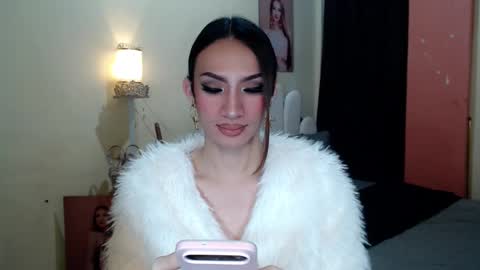 AshTheBigCock online show from February 17, 9:30 am