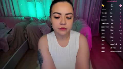 Your girlfriend online show from January 19, 12:20 am