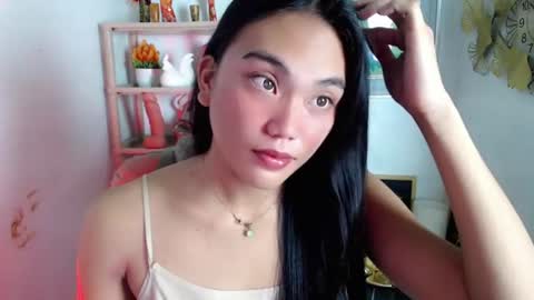 asian_alliyah online show from June 14, 4:03 am