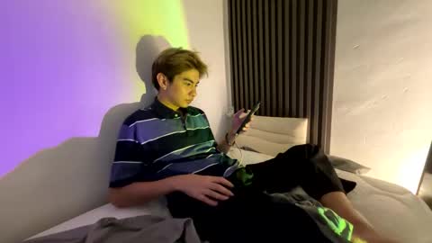 Aidan online show from March 6, 6:48 pm