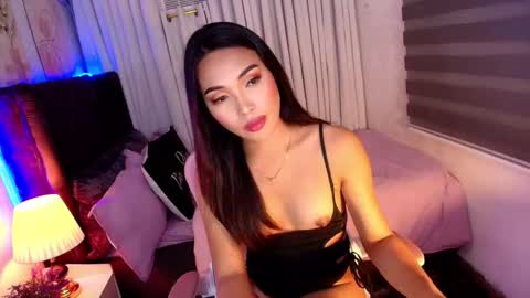 Snapshot of asian_luci chatting on October 4, 10:24 am LUCI BABE online show from October 4, 10:24 am