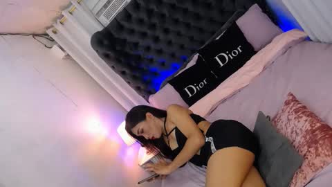 Snapshot of asian_luci chatting on February 11, 4:55 am LUCI BABE online show from February 11, 4:55 am