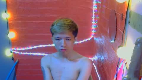 asian_macky online show from February 22, 2:20 pm