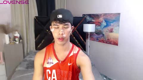 Snapshot of asiancum_peter chatting on September 15, 10:06 am asiancum_peter online show from September 15, 10:06 am