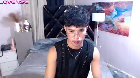 Snapshot of asiancum_peter chatting on September 17, 11:13 am asiancum_peter online show from September 17, 11:13 am