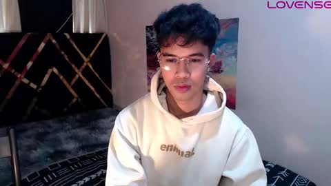asiancum_peter online show from March 14, 2:26 am