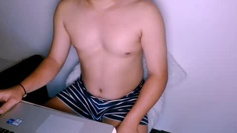 asiangay1209 online show from October 15, 12:28 pm