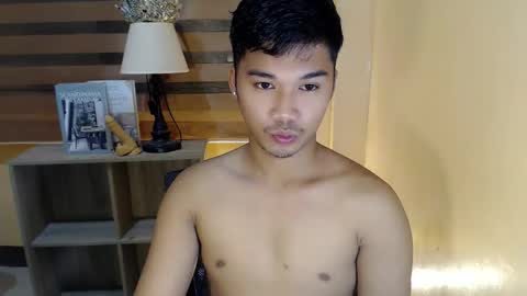 asianhunk_jamesx online show from January 12, 11:50 am