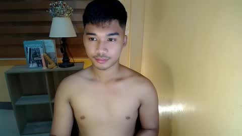 asianhunk_jamesx online show from January 19, 11:20 am