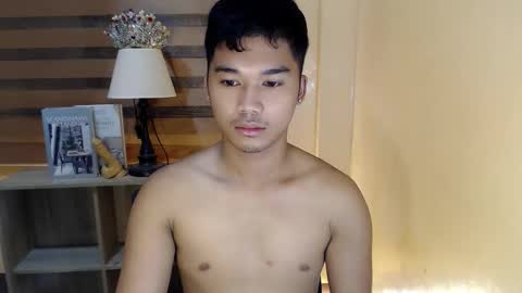 asianhunk_jamesx online show from January 10, 9:48 am
