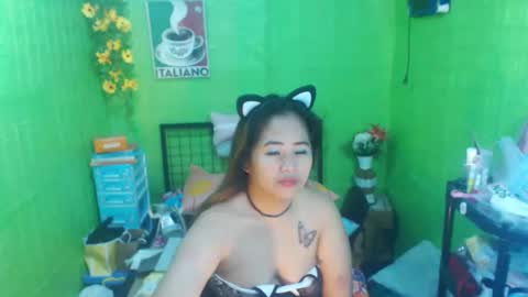 Snapshot of asiankitty23xx chatting on October 5, 1:58 am asiankitty23xx online show from October 5, 1:58 am