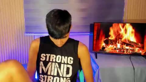 mark online show from December 4, 7:02 pm