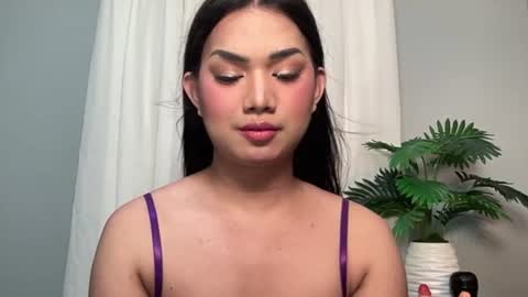 Lily online show from July 14, 2:05 am