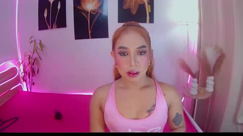 asiantopfucker02 online show from November 17, 10:01 pm