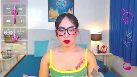 asiantopfucker02 online show from September 12, 7:05 pm
