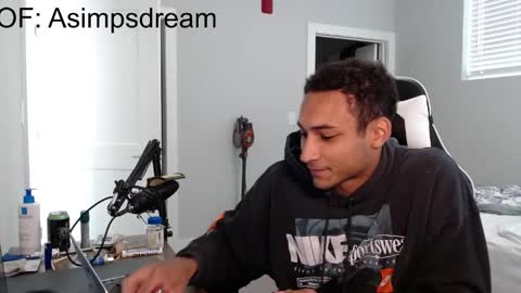 asimpsdream online show from May 30, 3:10 pm