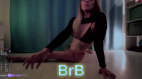 Ask Alexa online show from November 22, 11:52 am