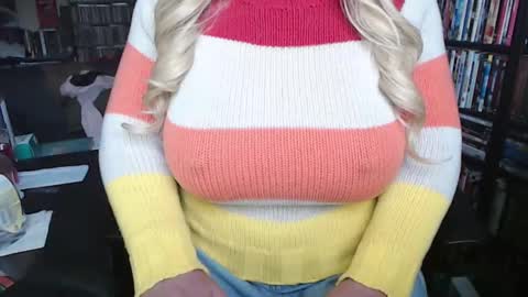 Aspen Vale online show from October 13, 9:06 pm