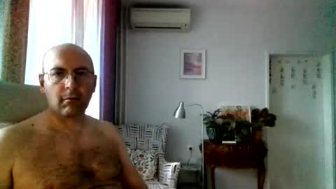 assbitch189 online show from August 8, 12:26 pm