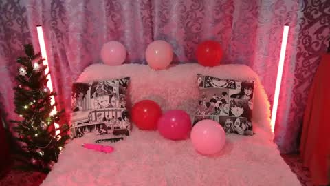 Snapshot of asta_evan chatting on December 6, 6:44 pm Asta online show from December 6, 6:44 pm