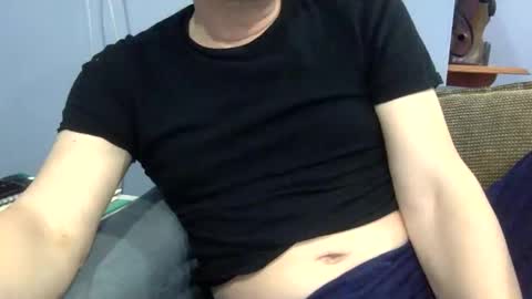 Snapshot of astaroth83 chatting on October 19, 5:23 am Sweetcd83 online show from October 19, 5:23 am
