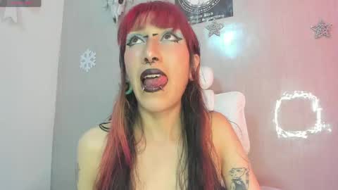 Asterothxznikki online show from April 29, 11:42 pm