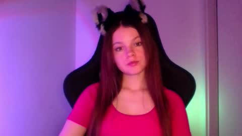 Snapshot of astradream_ chatting on October 13, 5:48 pm astradream_ online show from October 13, 5:48 pm
