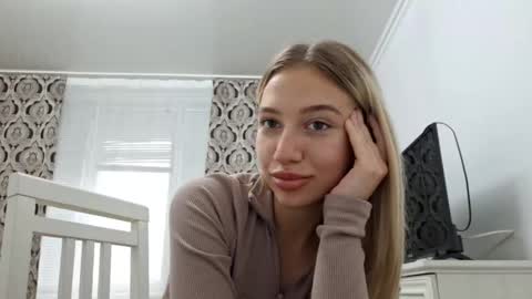 Diana online show from October 19, 2:00 pm