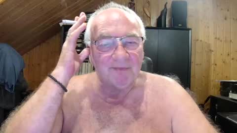 asusandy online show from July 7, 11:31 pm