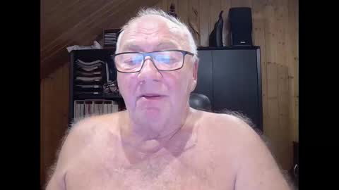 asusandy online show from November 15, 12:12 am