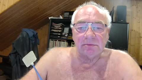asusandy online show from July 8, 11:41 pm
