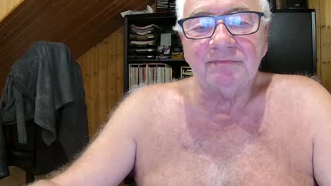 asusandy online show from July 11, 11:52 pm