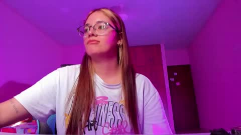 atenas online show from March 5, 9:37 pm