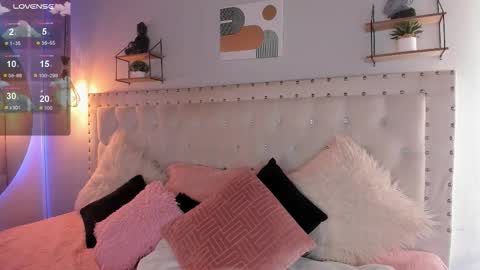 Snapshot of atenea_klett_ chatting on September 29, 1:43 pm ATENEA online show from September 29, 1:43 pm
