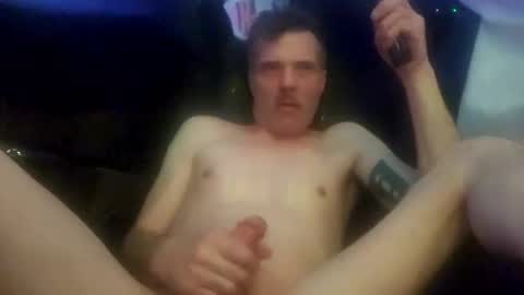 Snapshot of athandrew chatting on October 19, 12:48 am jonnyandrew online show from October 19, 12:48 am