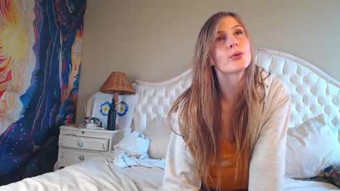 AthenaMelia -  Exclusive content  online show from September 19, 11:25 am