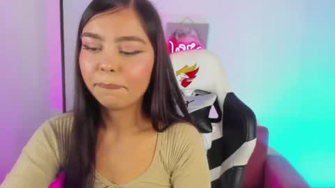 atheneaa_as online show from May 21, 9:32 pm