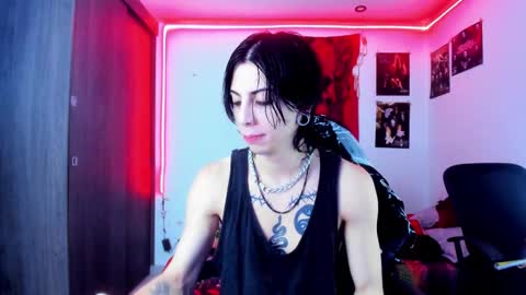 athenauwu online show from February 16, 5:48 am