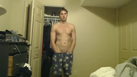 tommycb55555 online show from September 18, 9:41 pm