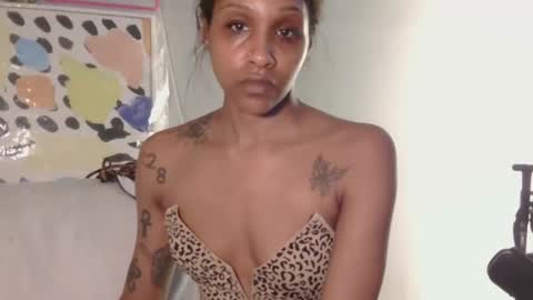 AtirahCali online show from May 29, 12:47 pm