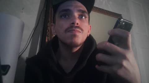 Snapshot of atmorin01 chatting on February 27, 7:41 am Atmarin199 aka Dre online show from February 27, 7:41 am